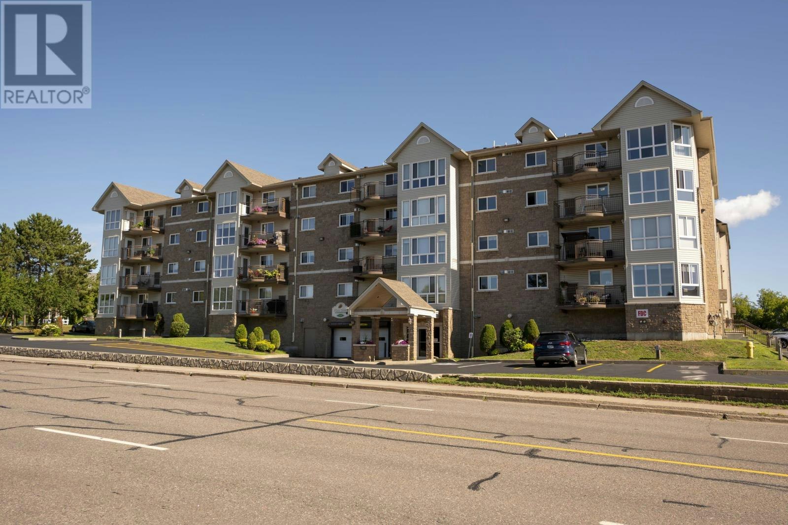101-620 Red River Road, Thunder Bay, ON, P7E 6S1