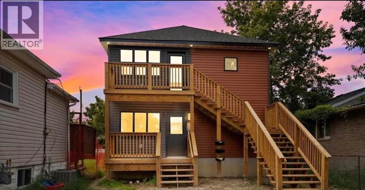 UPPER-1287 Aubin Road, Windsor, ON, N8Y 4E4