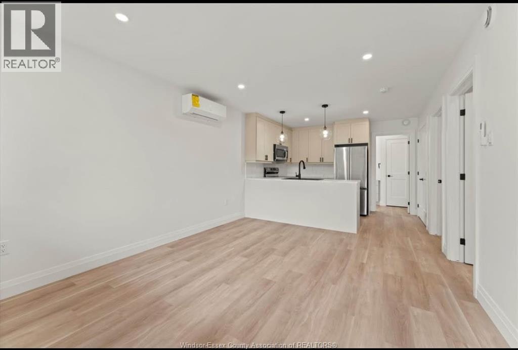 UPPER-1287 Aubin Road, Windsor, ON, N8Y 4E4 - 2