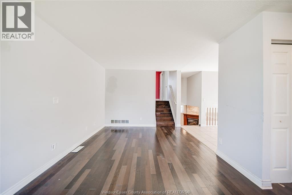1465 Foster Avenue, Windsor, ON, N8W 5P8 - 5