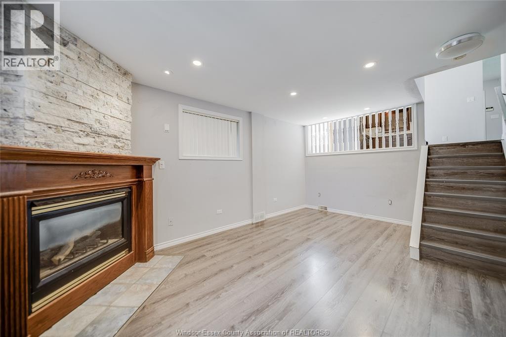 1465 Foster Avenue, Windsor, ON, N8W 5P8 - 14