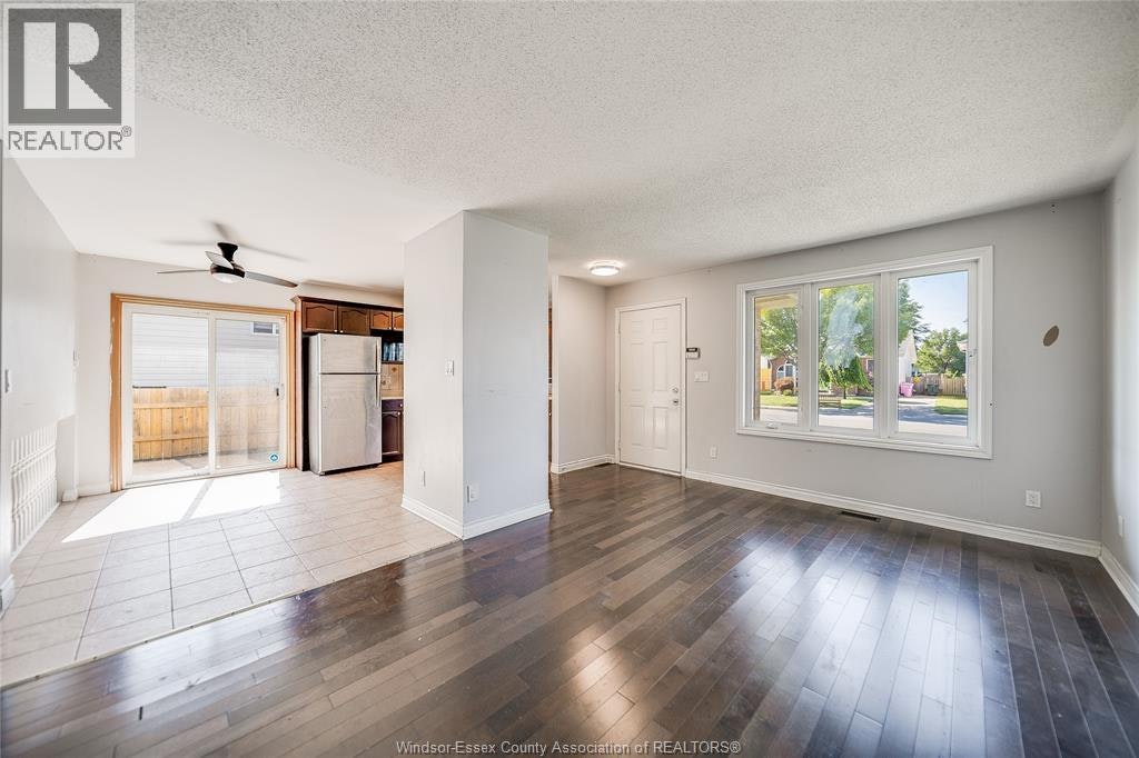 1465 Foster Avenue, Windsor, ON, N8W 5P8 - 8