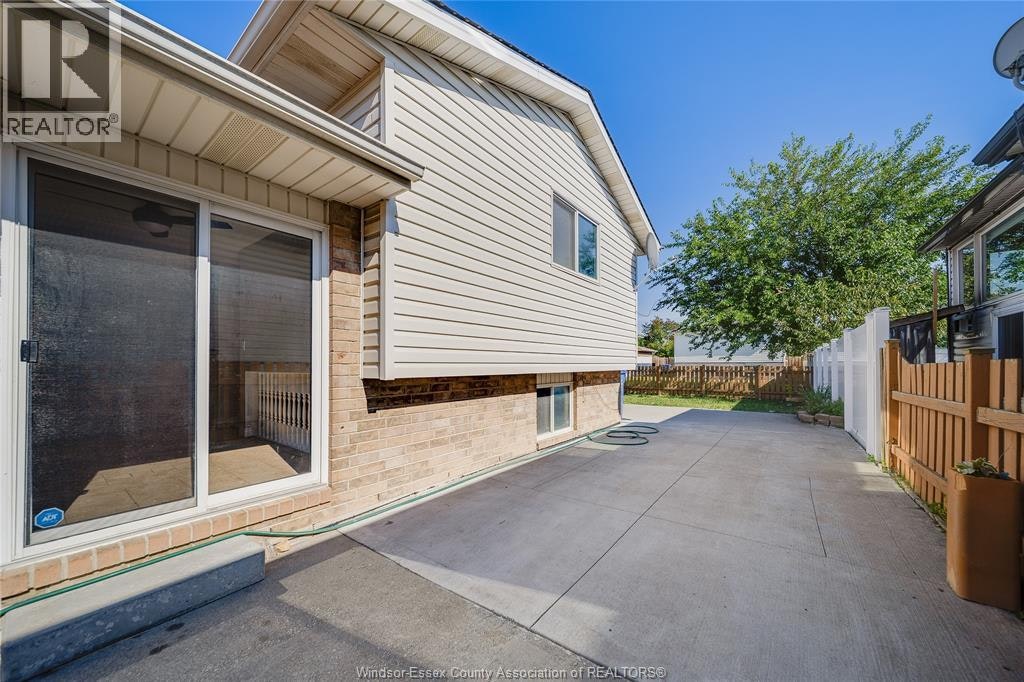 1465 Foster Avenue, Windsor, ON, N8W 5P8 - 20