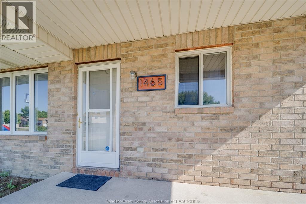 1465 Foster Avenue, Windsor, ON, N8W 5P8 - 3