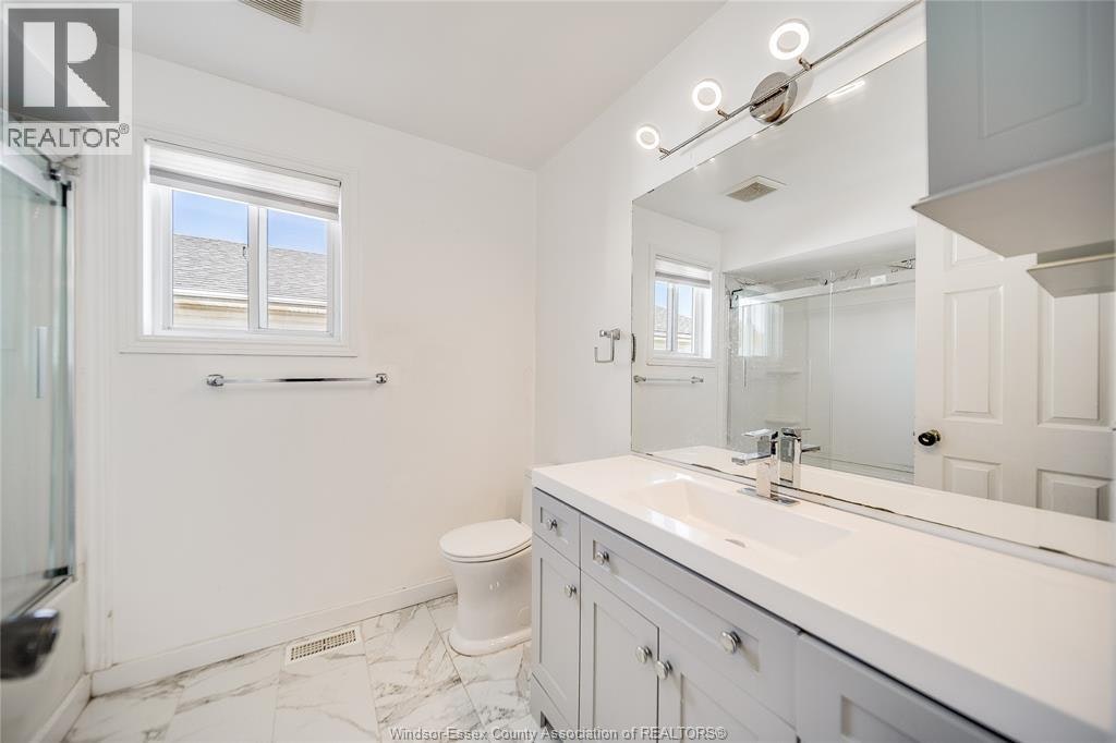 1465 Foster Avenue, Windsor, ON, N8W 5P8 - 11