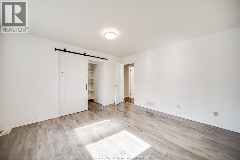 1465 Foster Avenue, Windsor, ON, N8W 5P8 - 10