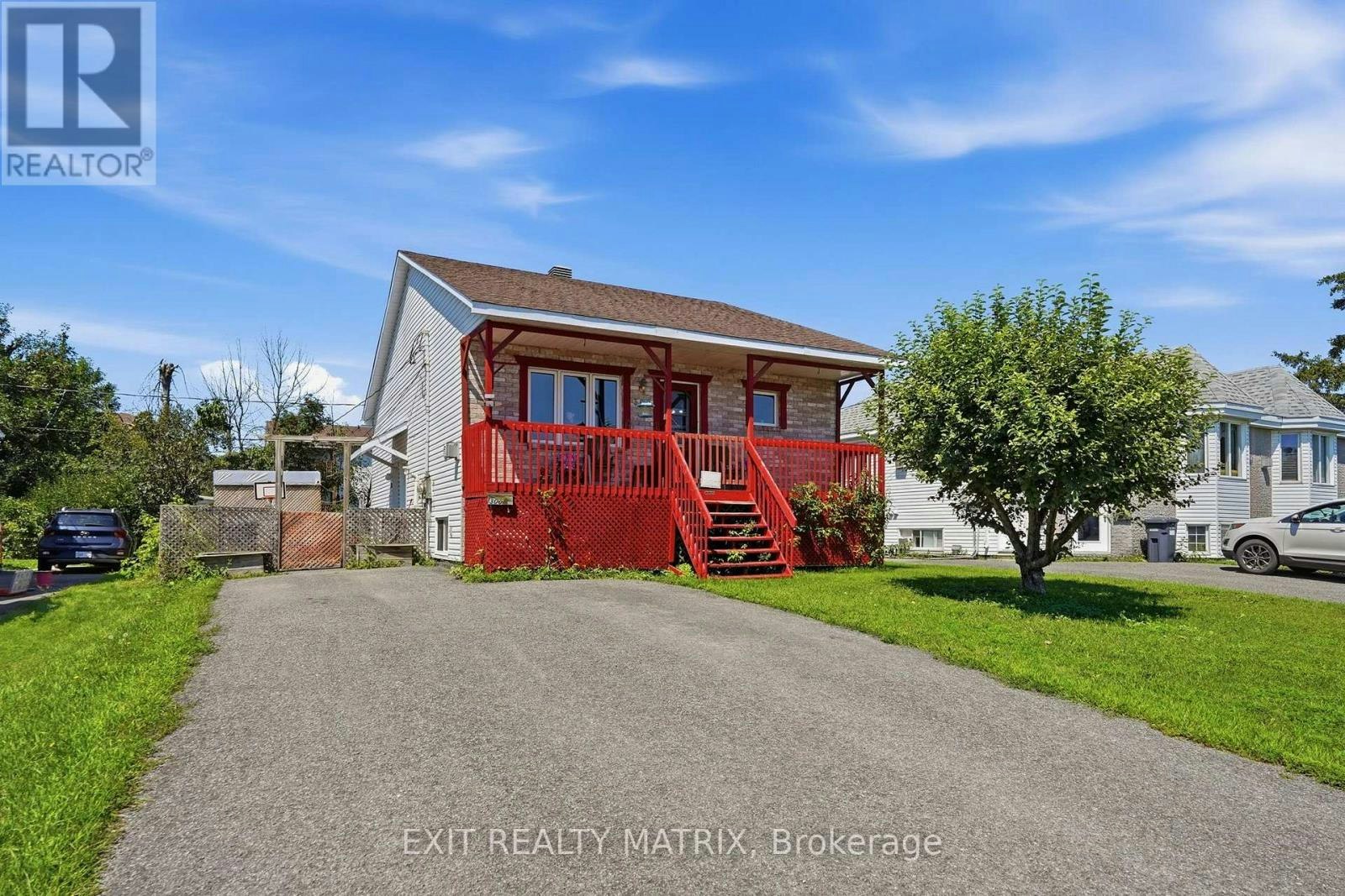 300 Tupper Street, Hawkesbury, ON, K6A 2V2