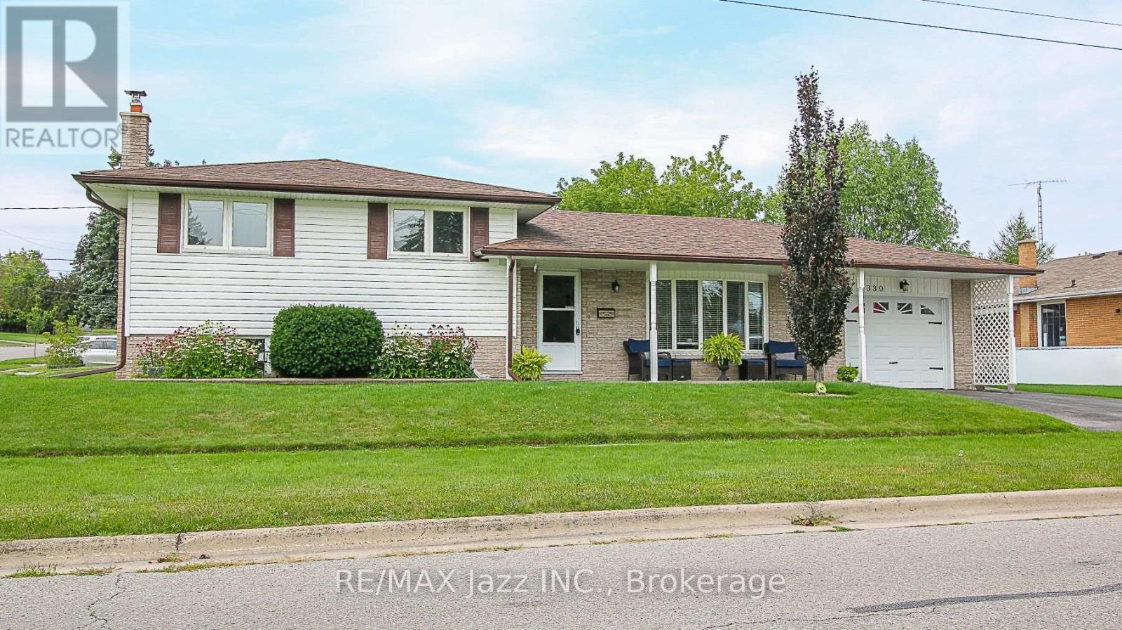 330 Nipigon Street, Oshawa, ON, L1J 4N9