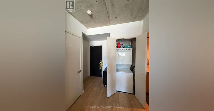 818-95 Bathurst Street, Toronto, ON, M5V 0S7 - 8