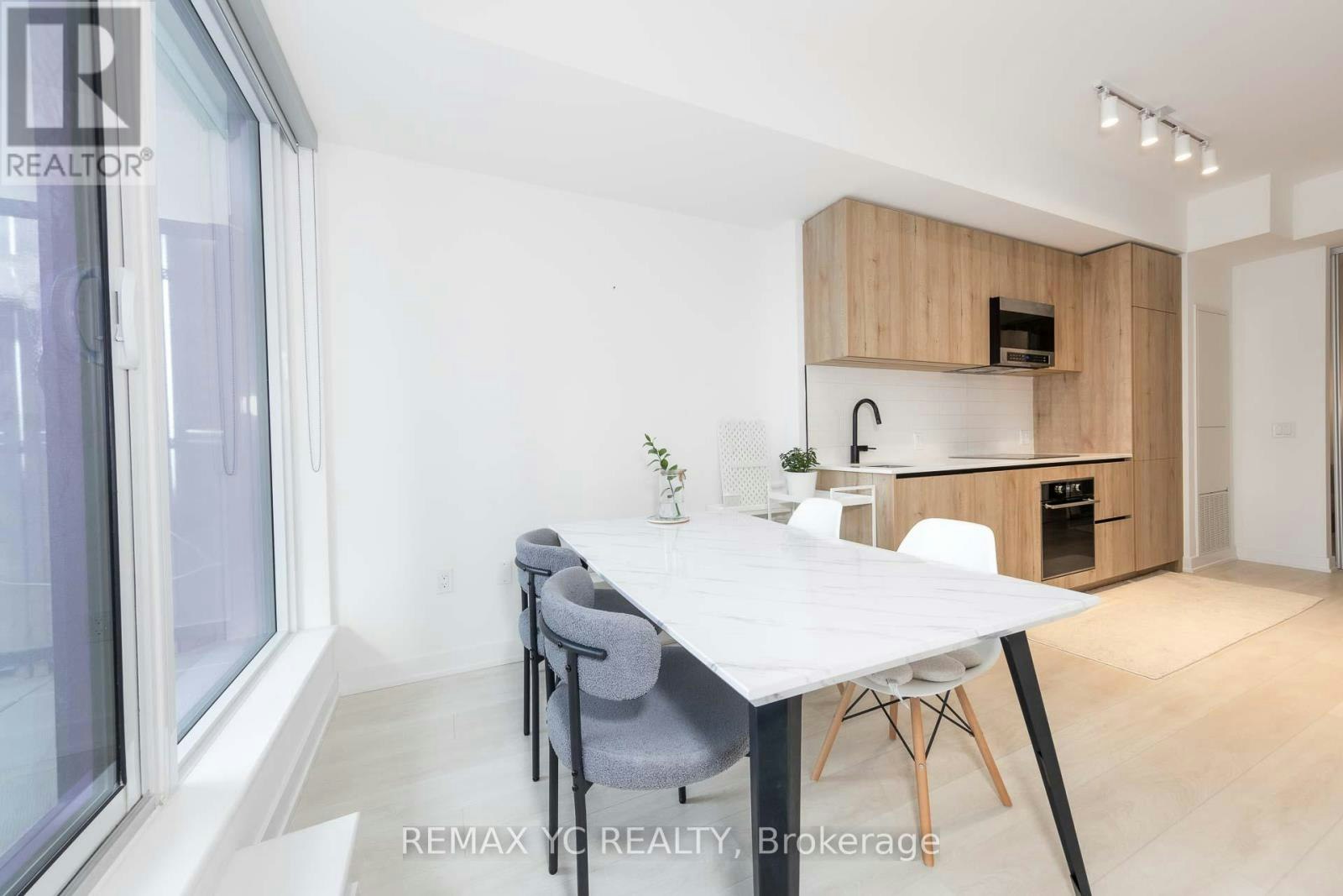 703-117 Broadway Avenue, Toronto, ON, M4P 1V3 - 5