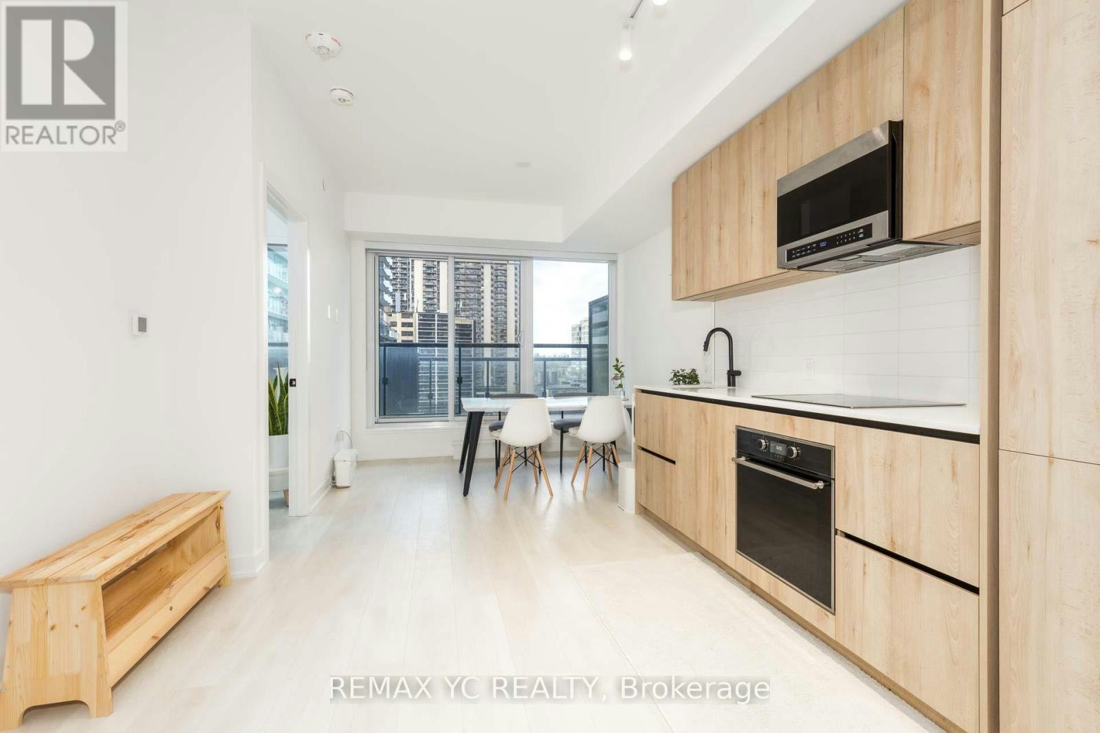 703-117 Broadway Avenue, Toronto, ON, M4P 1V3 - 3