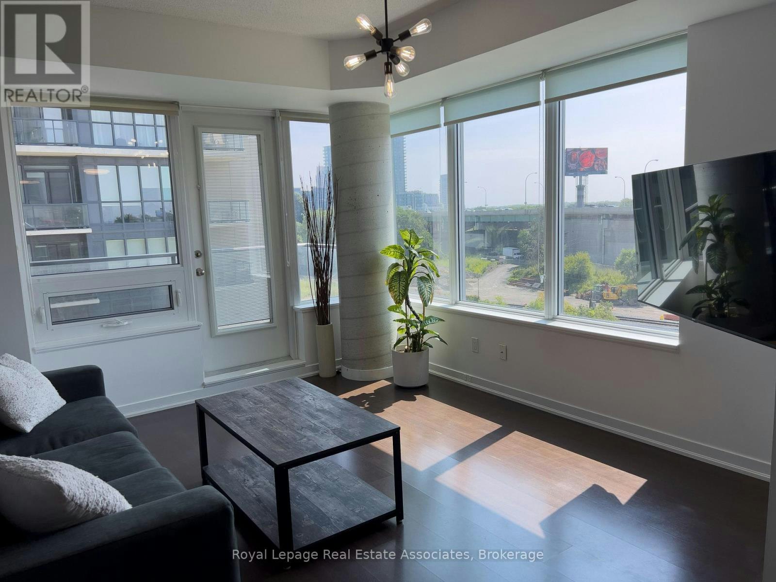 410-55 Liberty Street EAST, Toronto, ON, M6K 3P9 - 11