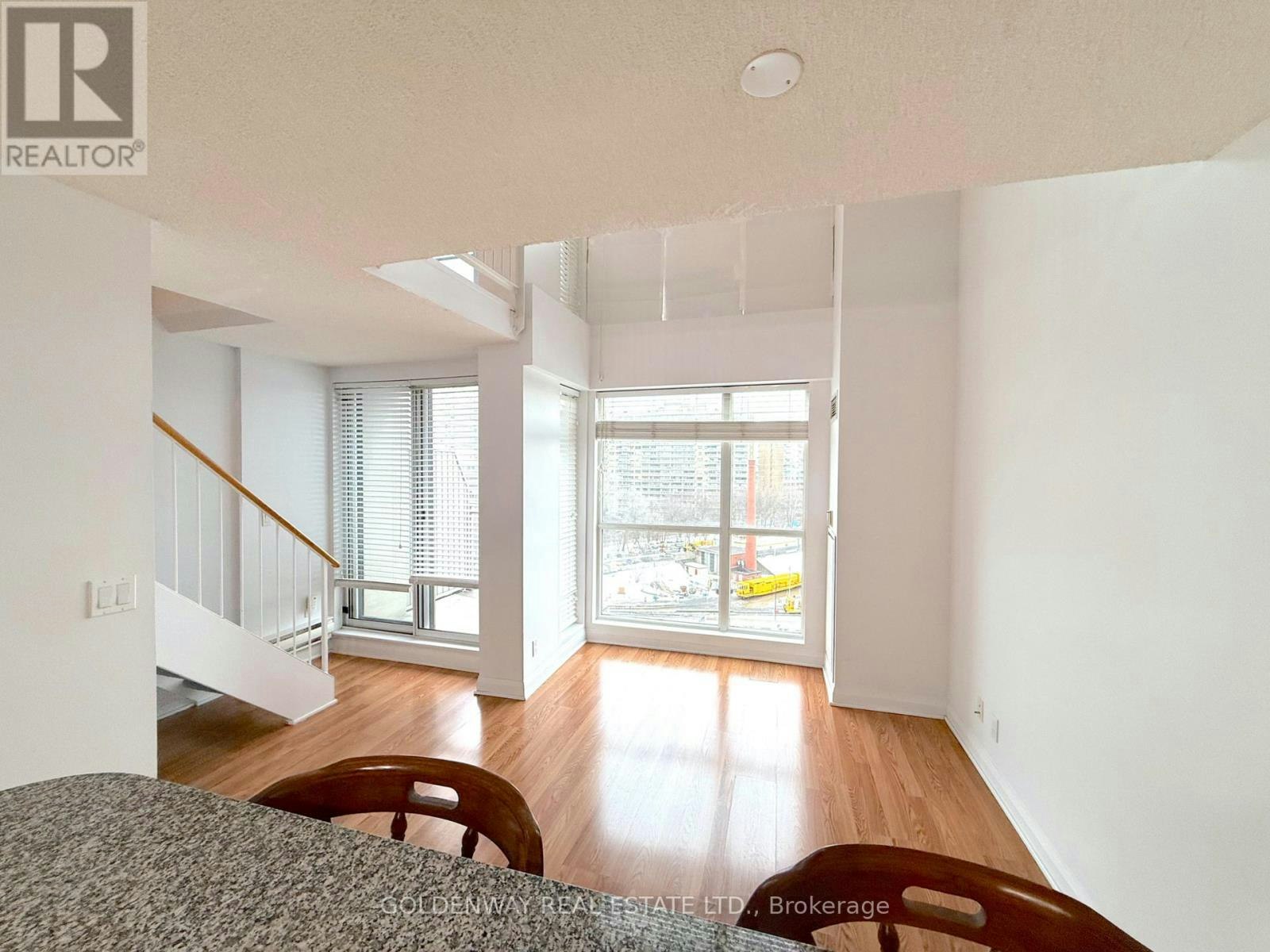 911-18 Merton Street, Toronto, ON, M4S 3G9 - 3