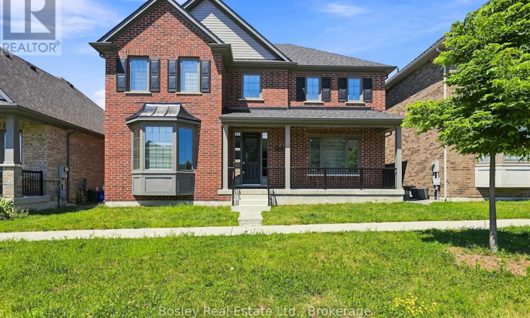 220 Strachan Street