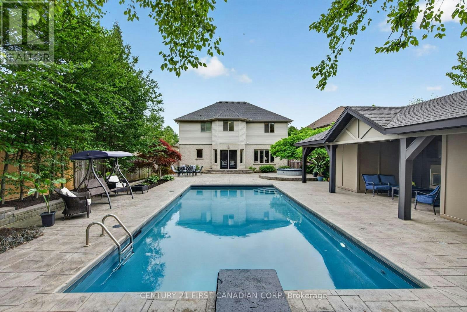 1027 Manchester Road, London, ON, N6H 5J1