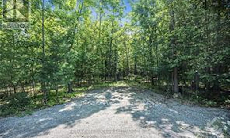 6 Rock Forest Road