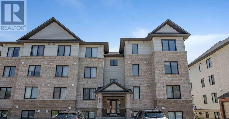 8-115 Bluestone Private, Ottawa, ON, K4A 0X7