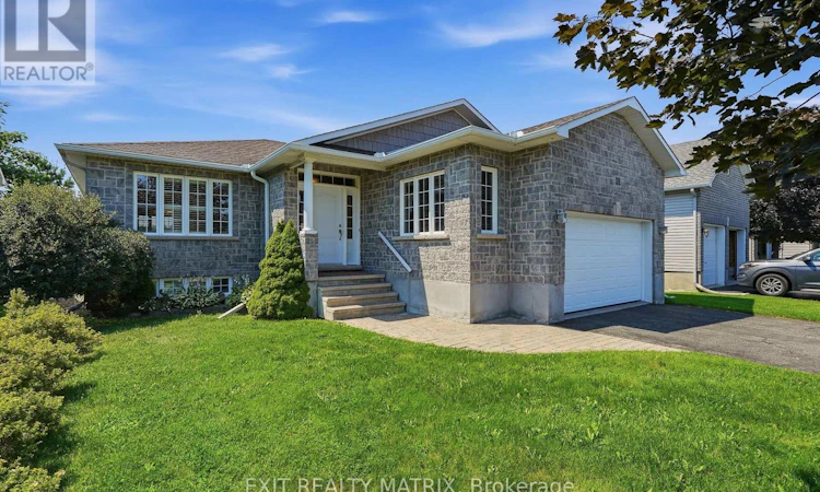 28 Station Trail Street