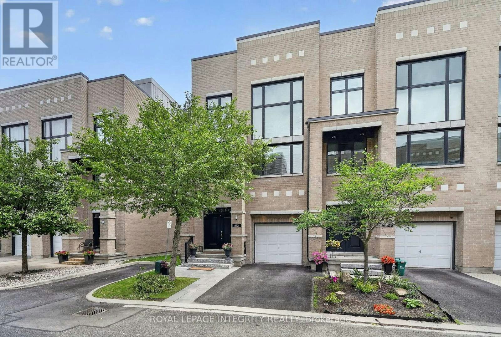 812 Petra Private, Ottawa, ON, K2T 0G3
