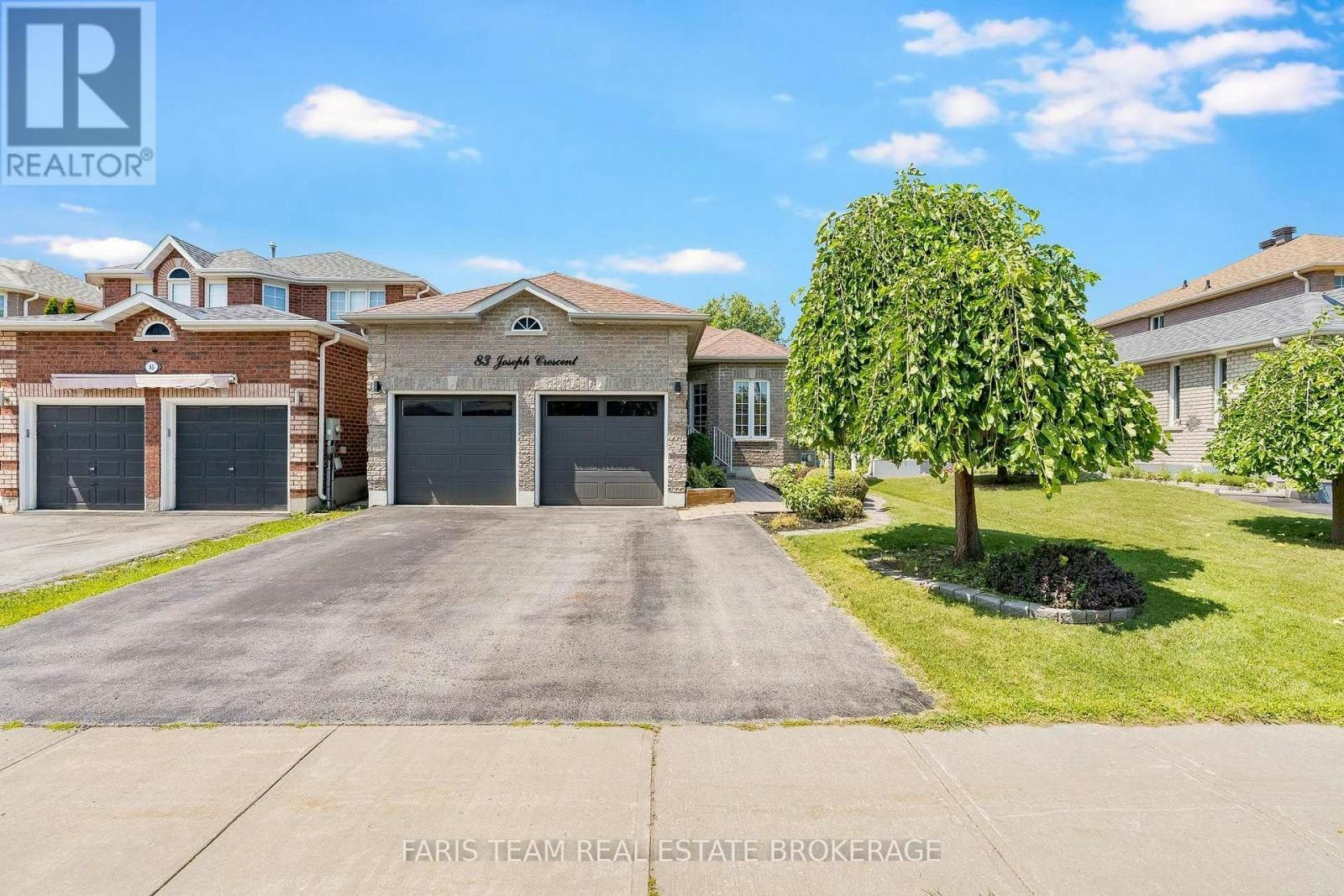 83 Joseph Crescent, Barrie, ON, L4N 0Y2
