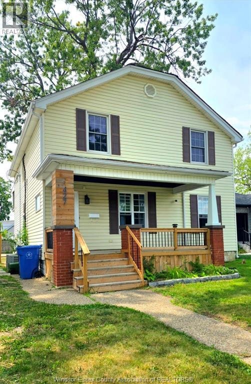 427 Cameron, Windsor, ON, N9B 1Y9