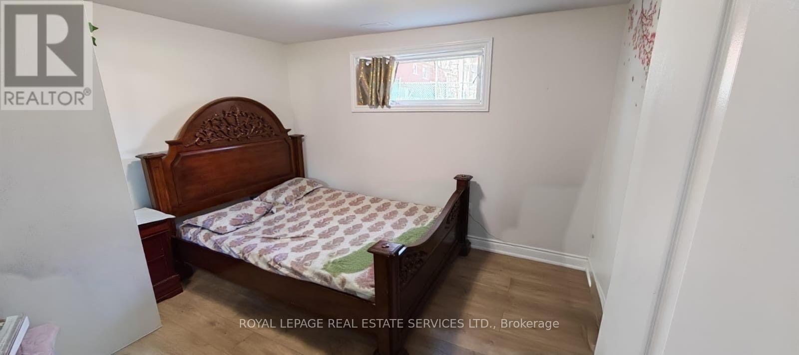 BASEMENT-4264 Brandon Gate Drive, Mississauga, ON, L4T 3K4 - 9
