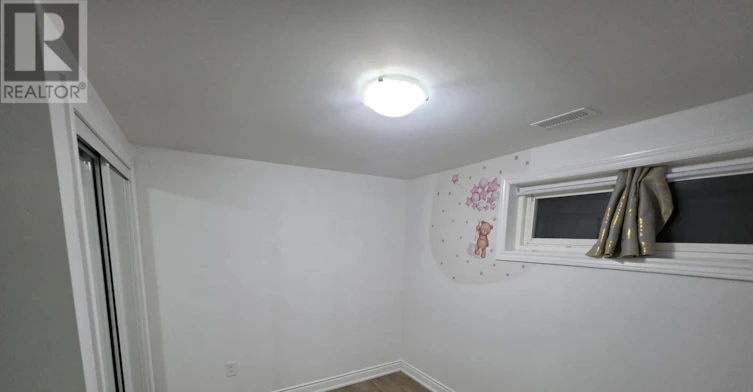 BASEMENT-4264 Brandon Gate Drive, Mississauga, ON, L4T 3K4 - 9