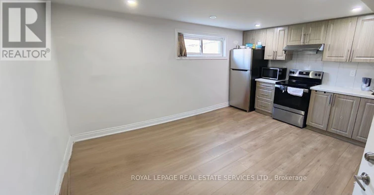 BASEMENT-4264 Brandon Gate Drive, Mississauga, ON, L4T 3K4 - 6
