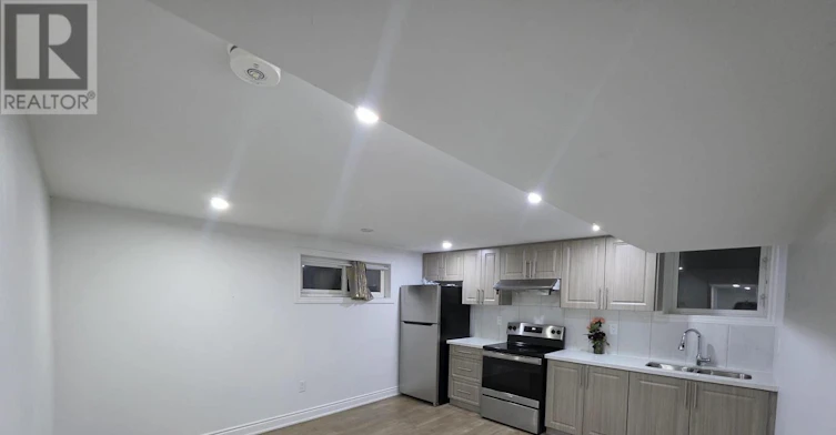 BASEMENT-4264 Brandon Gate Drive, Mississauga, ON, L4T 3K4 - 7