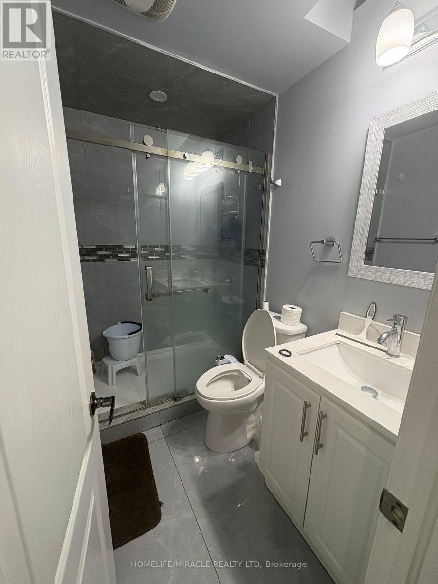 8 Midmorning Road, Brampton, ON, L6X 5P7 - 3