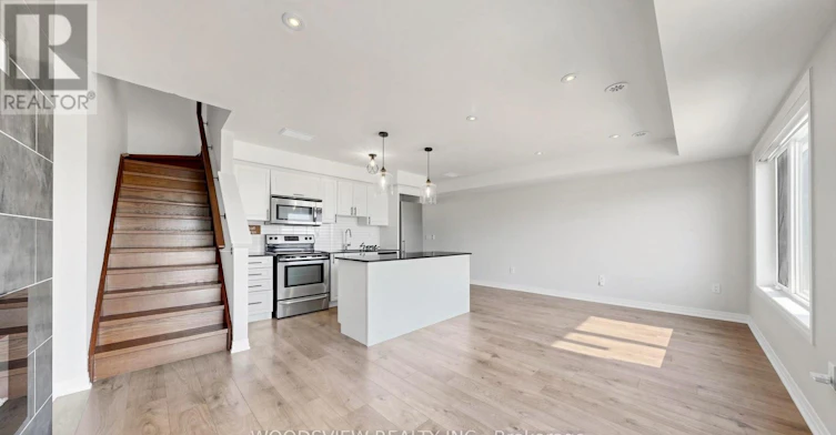 9-185 William Duncan Road, Toronto, ON, M3K 0B7 - 3