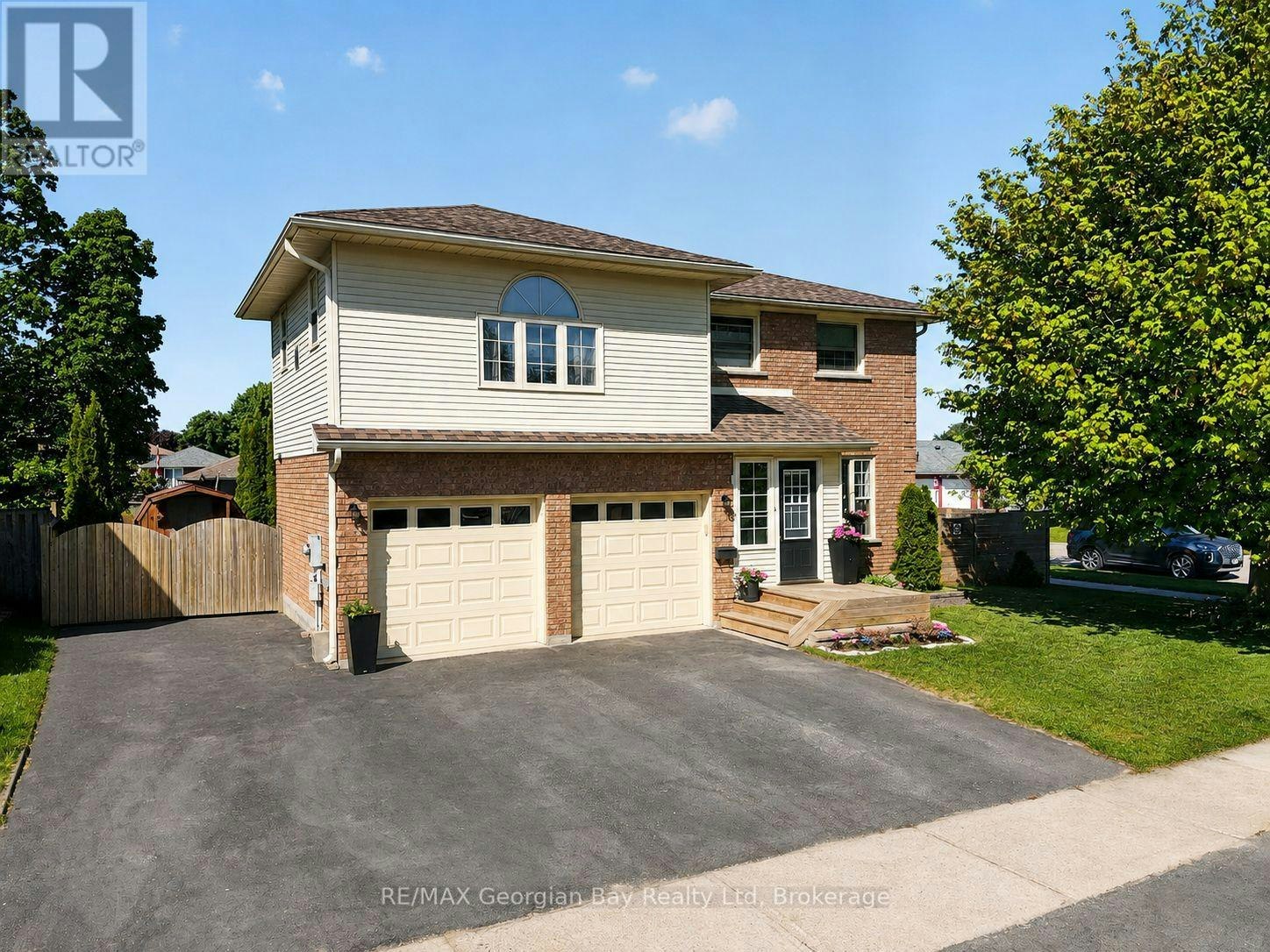 911 Watson Place, Midland, ON, L4R 5B9