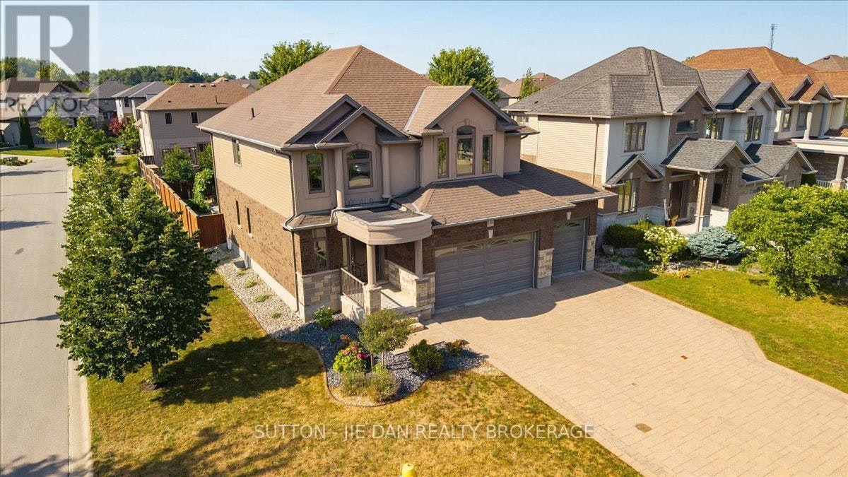 1304 Eagletrace Drive, London, ON, N6G 0E9