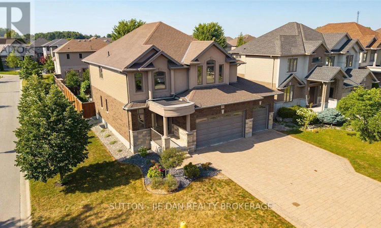 1304 Eagletrace Drive