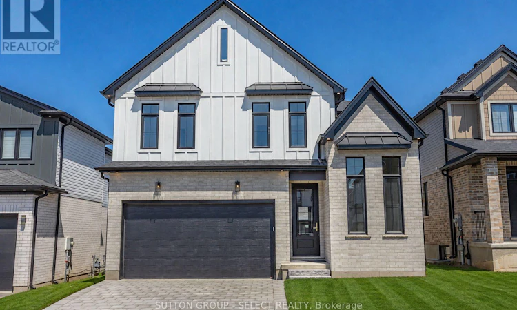 1906 Fountain Grass Drive