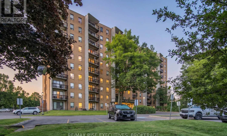 310-66 Greenview Drive