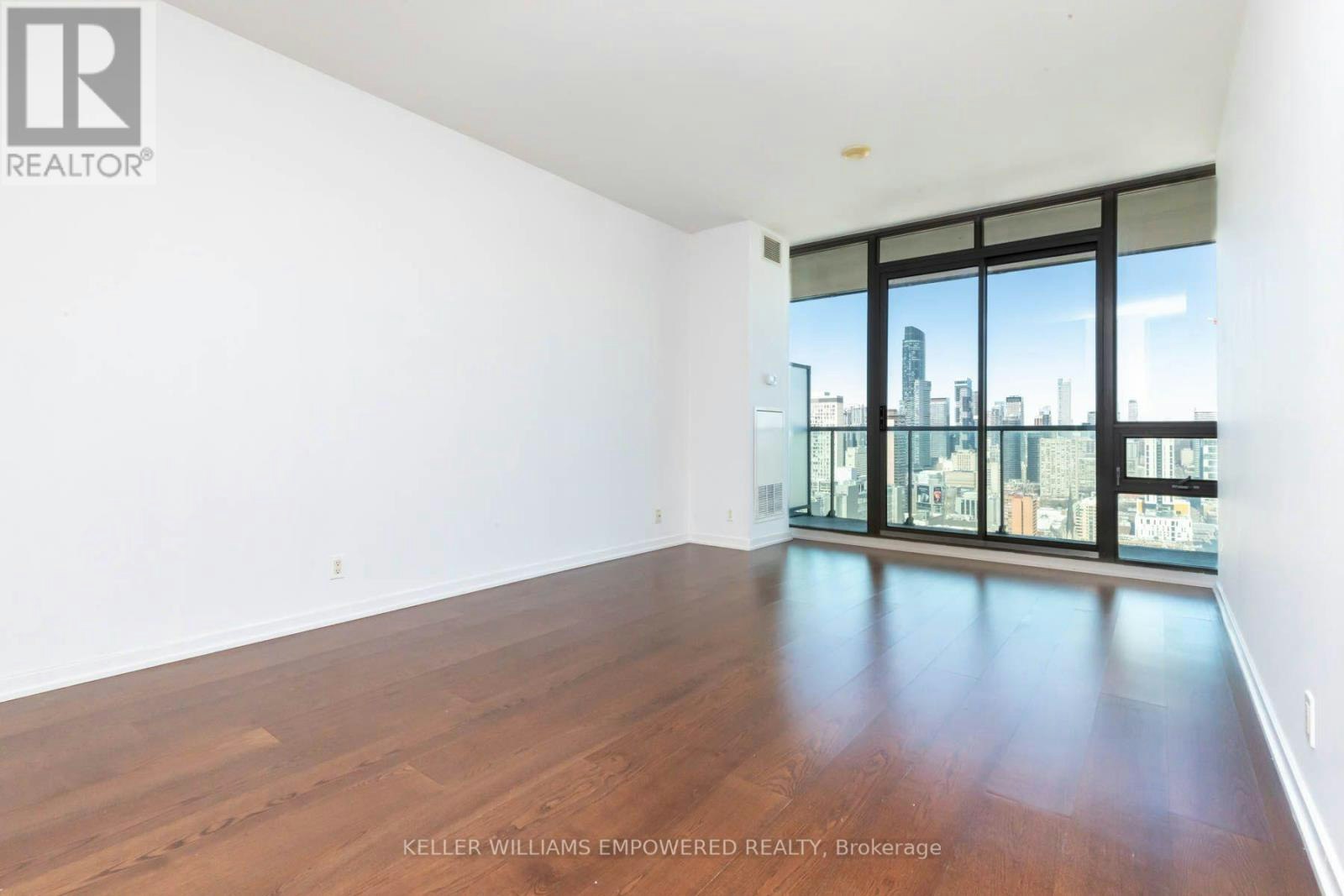 3603-33 Lombard Street, Toronto, ON, M5C 3H8 - 4