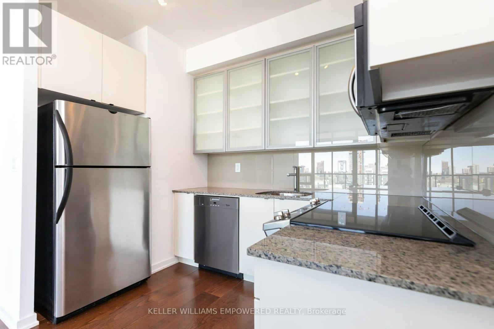 3603-33 Lombard Street, Toronto, ON, M5C 3H8 - 10