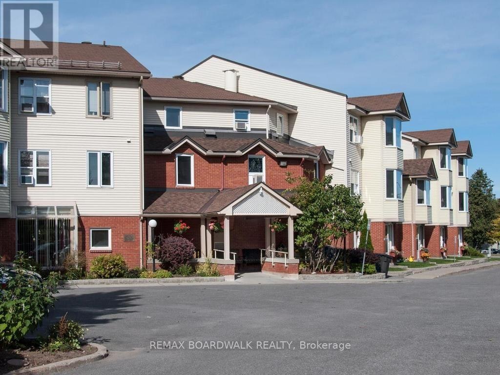 339-848 Seyton Drive, Ottawa, ON, K2H 9G6