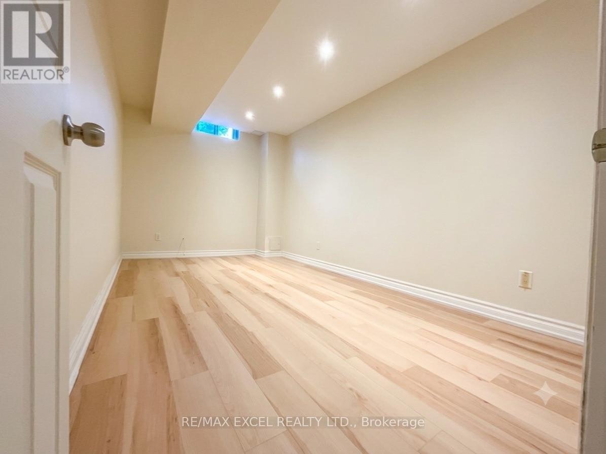 BASEMENT-101 Sunway Square, Markham, ON, L3P 7X5 - 4