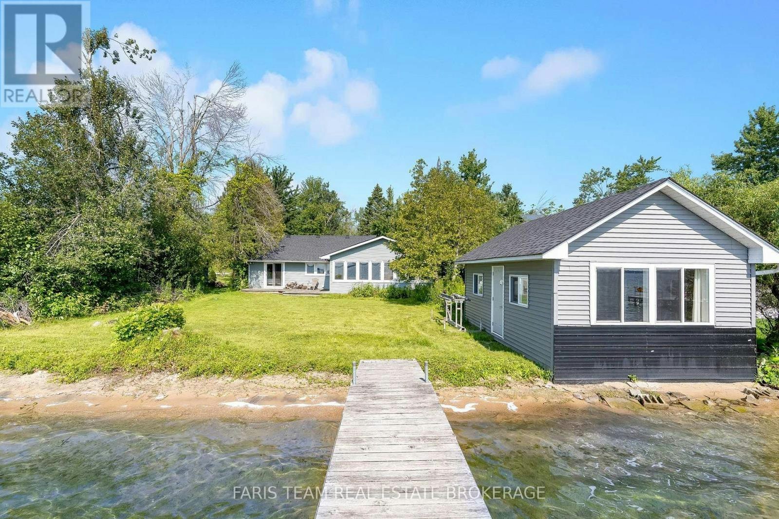 1467 Cunningham Crescent, Severn, ON, L3V 6H3