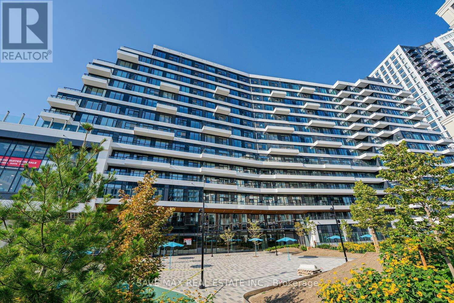 402-2485 Eglinton Avenue W, Mississauga, ON, L5M 2V8 - 3
