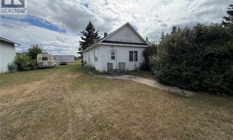 277 2nd Avenue W