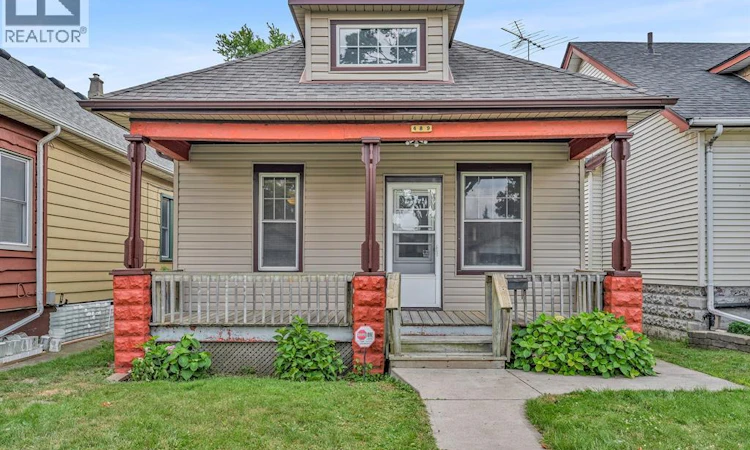489 Mckay Avenue
