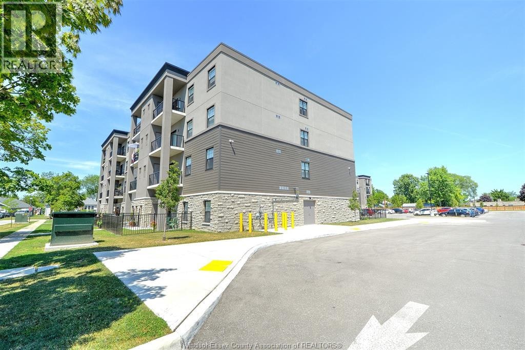 319-207 Brock, Amherstburg, ON, N9V 2H3 - 2