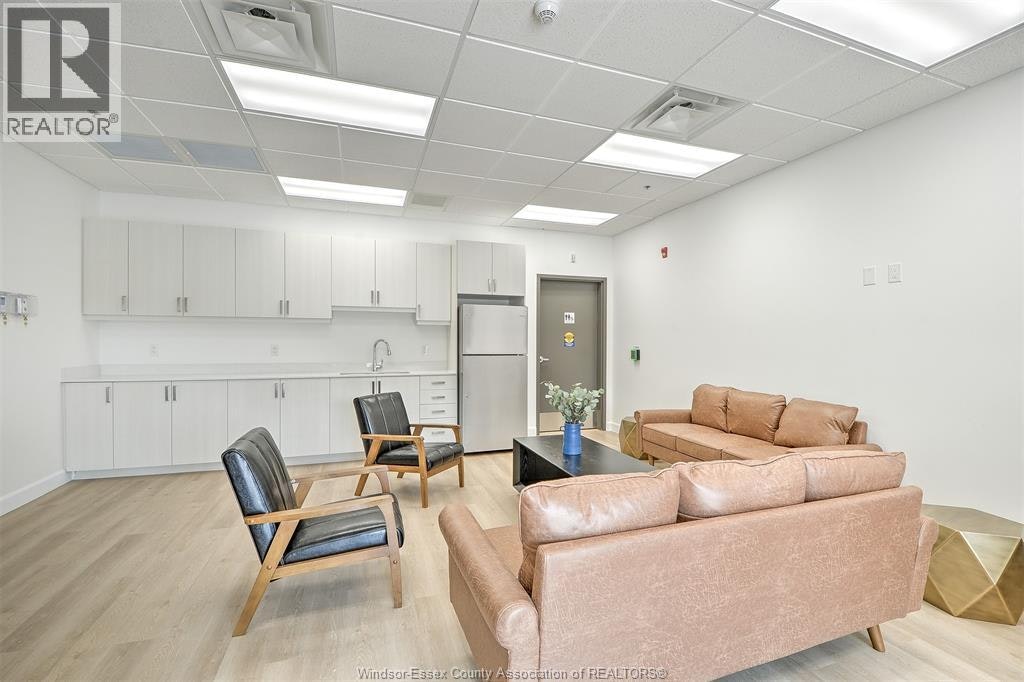 319-207 Brock, Amherstburg, ON, N9V 2H3 - 13