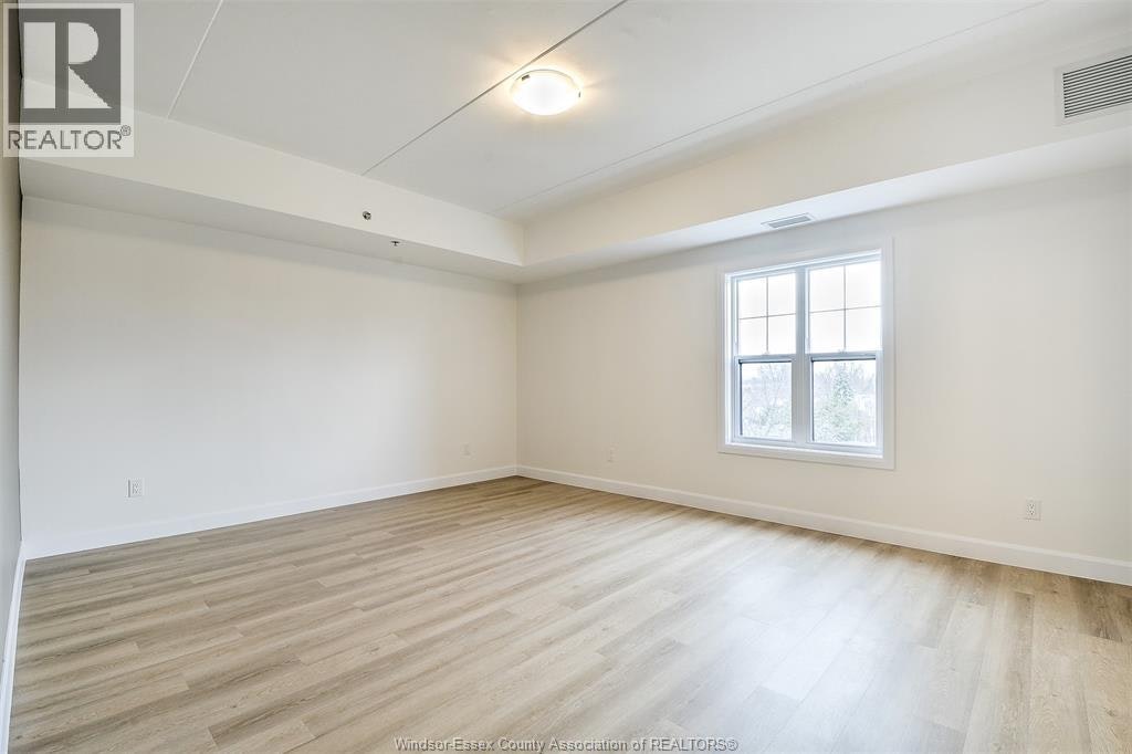 319-207 Brock, Amherstburg, ON, N9V 2H3 - 38