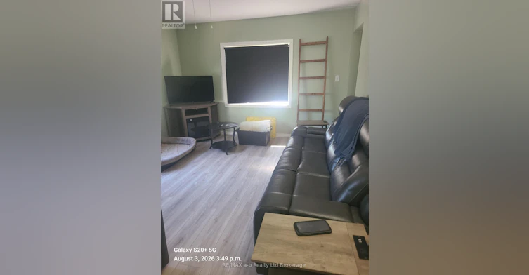 75 South Street, Woodstock, ON, N4S 3L3 - 4
