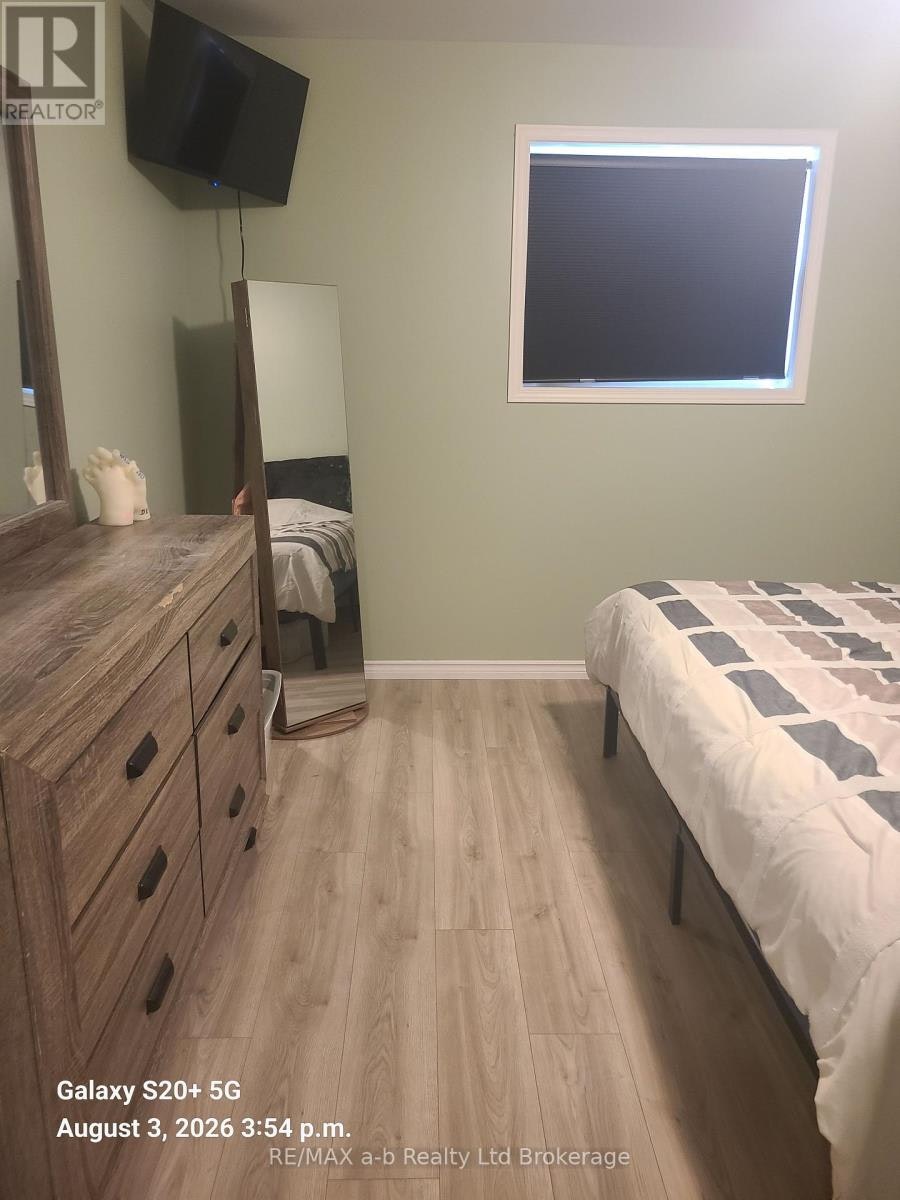 75 South Street, Woodstock, ON, N4S 3L3 - 14