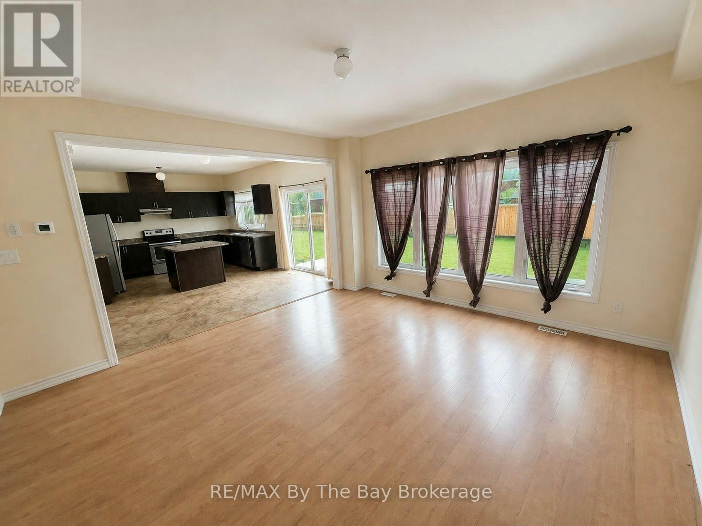 152 Allegra Drive, Wasaga Beach, ON, L9Z 1P0 - 2